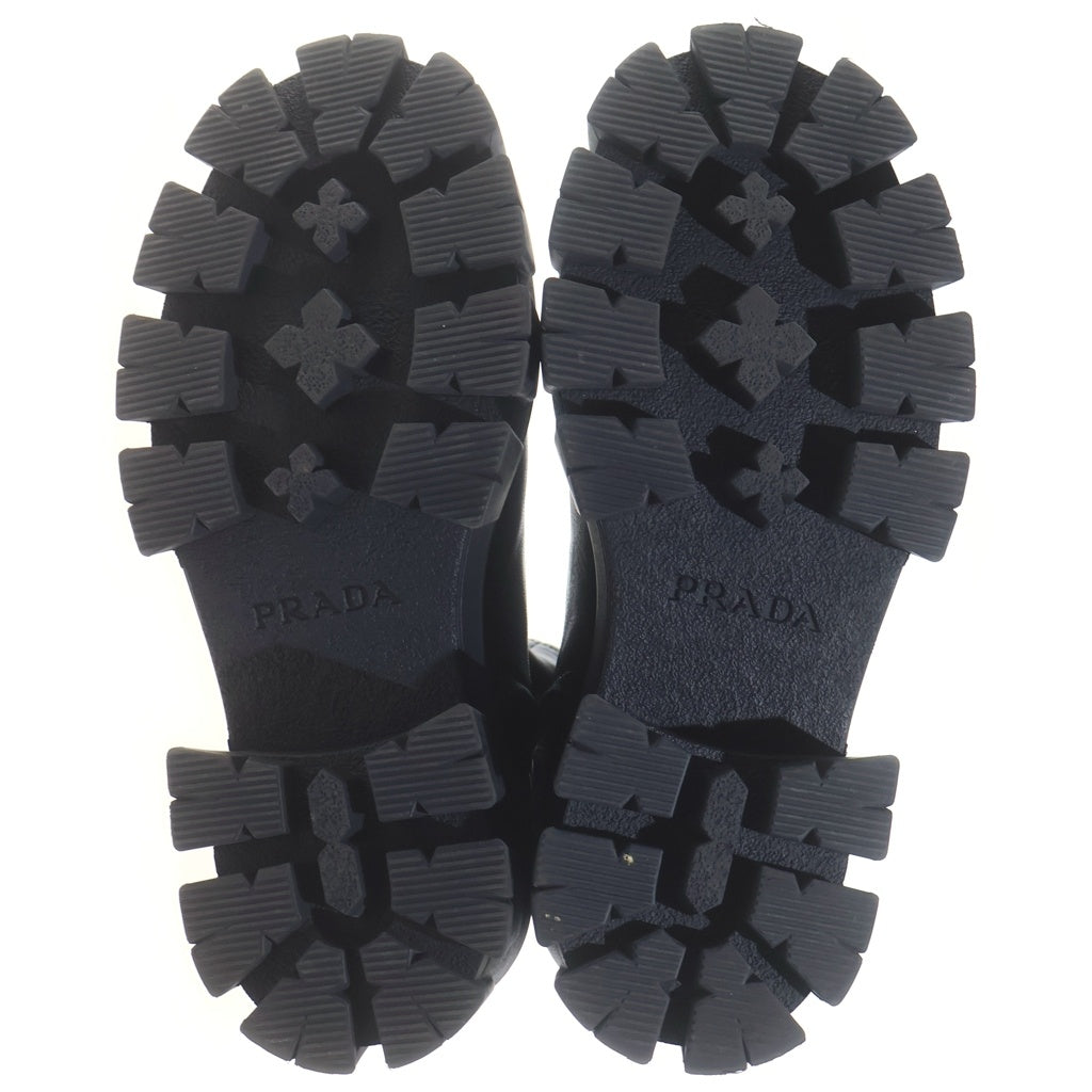 PRADA(プラダ) モノリス ストレッチ ナッパレザー ブーティー サイドジップ ハイカット レザー ブーツ ブラック 1U117O レディース