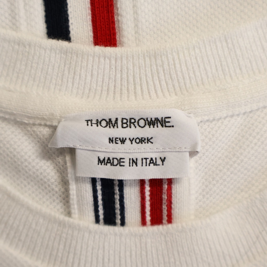 THOM BROWNE(トムブラウン) バックストライプ クラシックコットンピケ クルーネック 半袖Tシャツ カットソー ホワイト レディース FJS013A-00050100