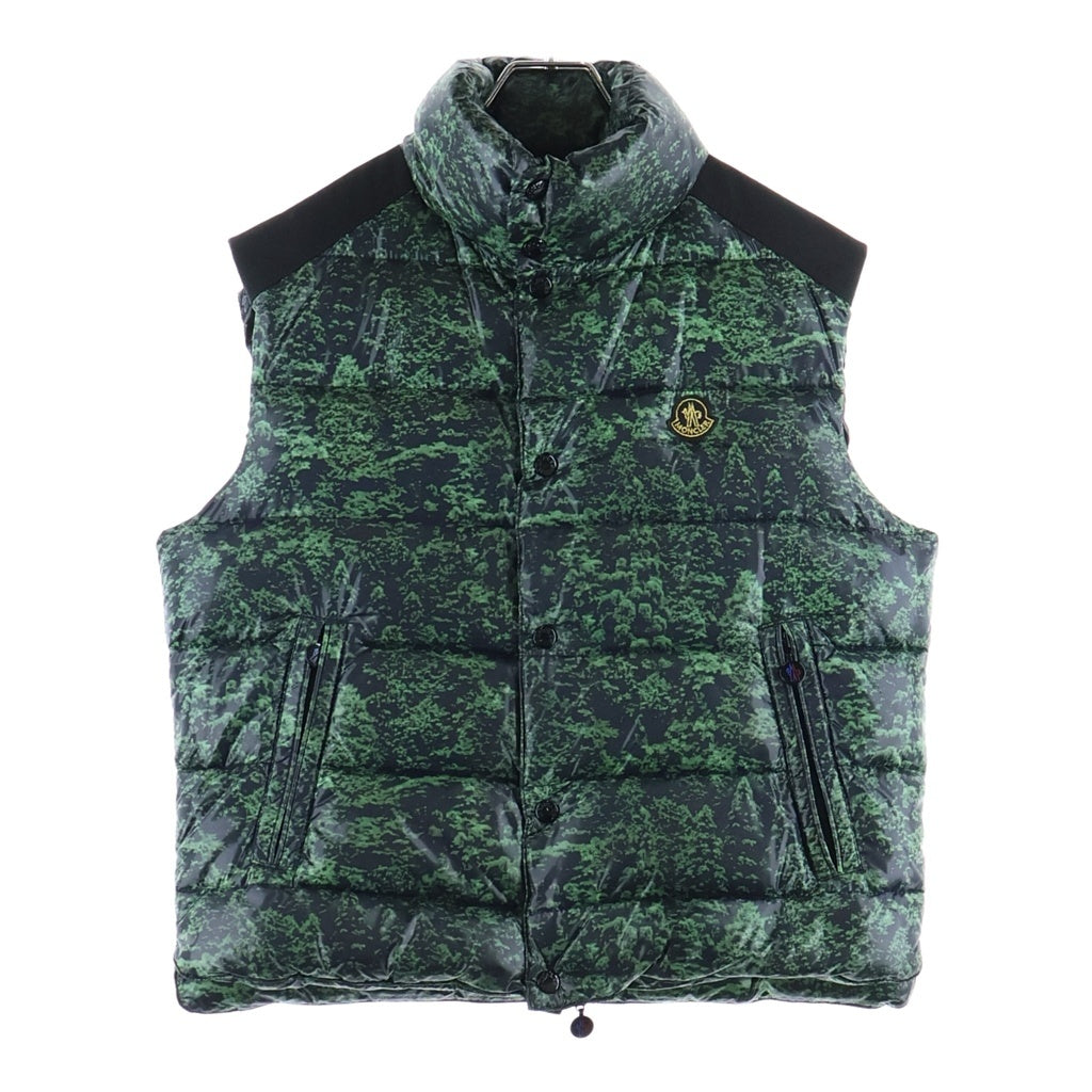 MONCLER(モンクレール) ×Pharrell Williams ファレルウィリアムス フォレストプリント 総柄 ナイロン ダウンベスト グリーン/ブラック 020964332950