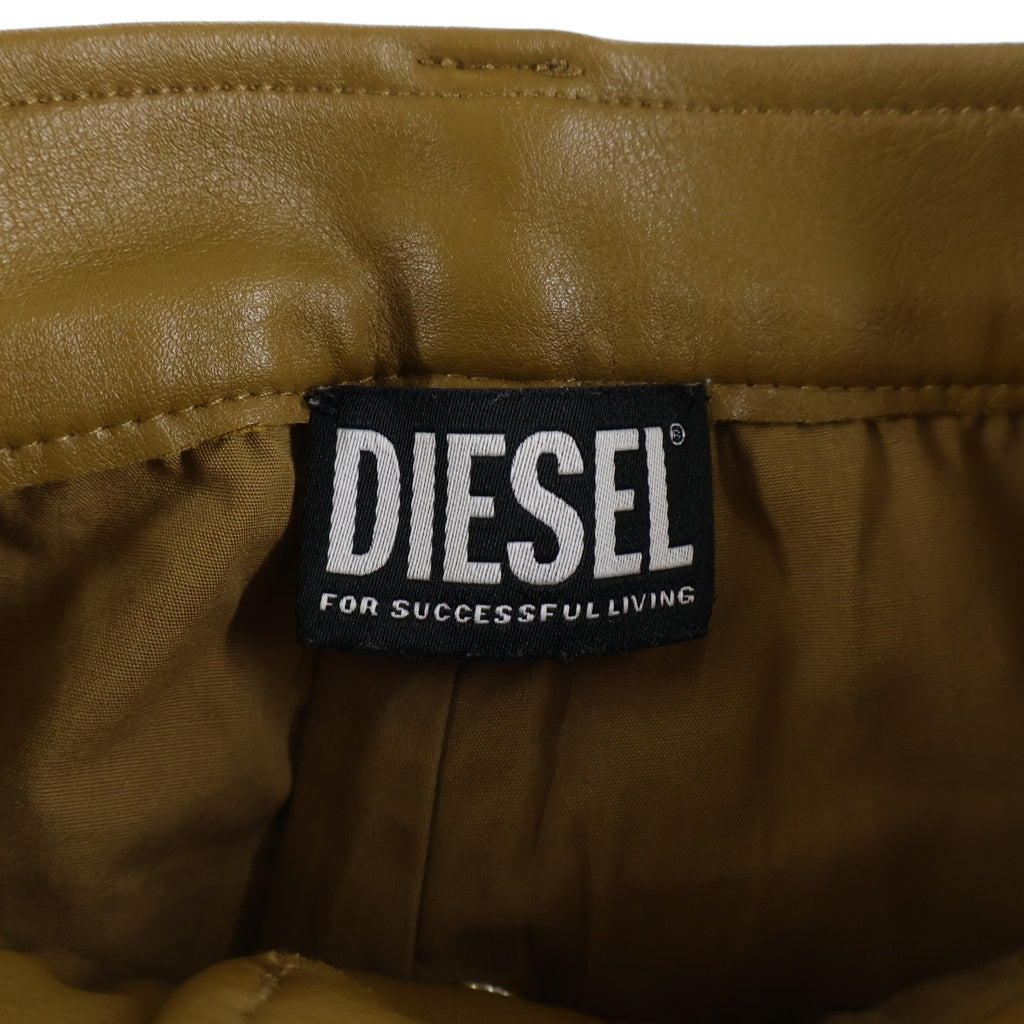 DIESEL(ディーゼル) O-AMBRA-A フロントボタン フェイクレザー ミニスカート ブラウン レディース A06190