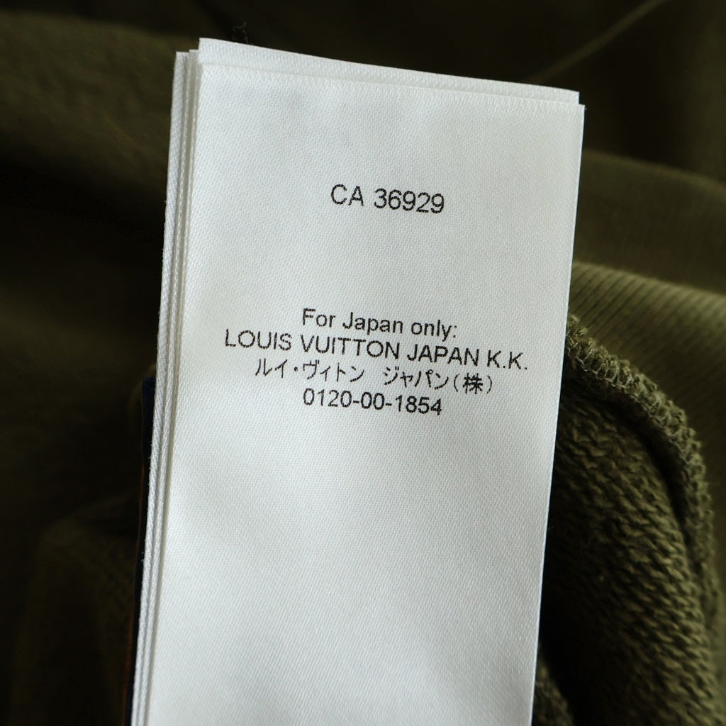 LOUIS VUITTON(ルイヴィトン) 24SS シグネチャーロゴスタッズ装飾 クルーネック スウェット トレーナー グリーン RM241 FWC HQY88W