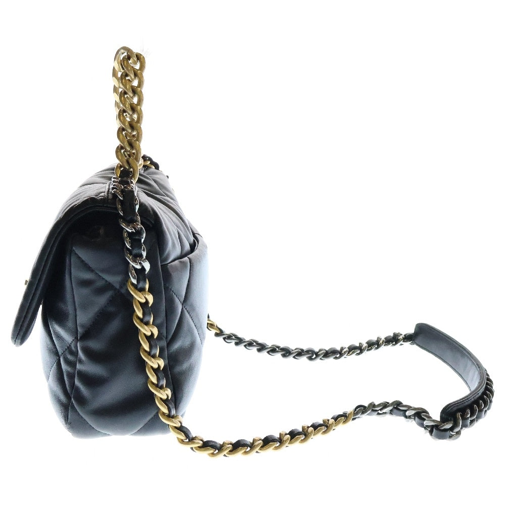 CHANEL(シャネル) シャネル19 チェーン ショルダーバッグ ブラック ラムスキン ゴールド×シルバー金具 ランダムシリアル