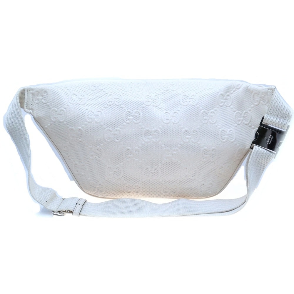 GUCCI(グッチ) GGエンボス ベルトバッグ アイボリー レザー ショルダーバッグ 645093