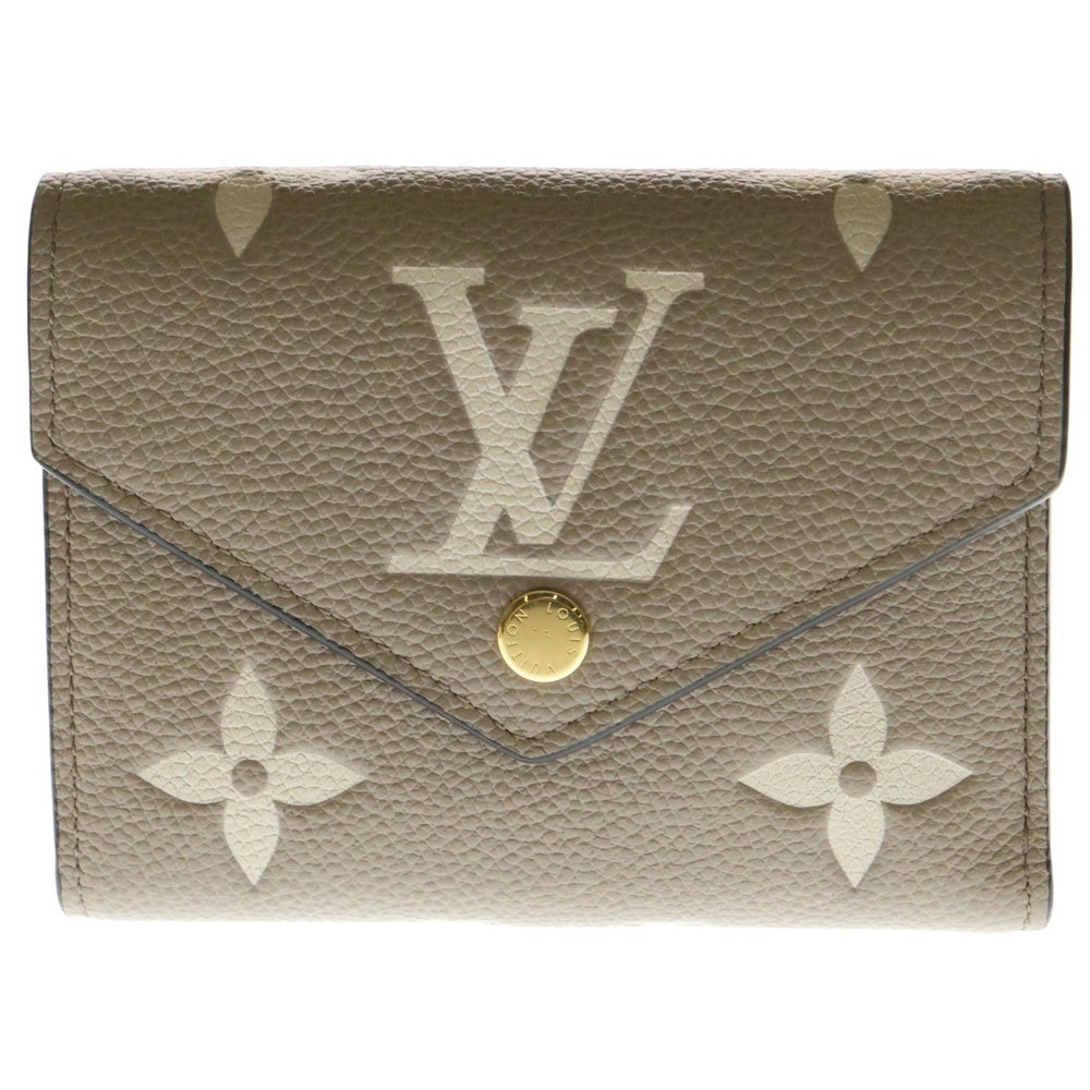 LOUIS VUITTON(ルイヴィトン) ポルトフォイユ ヴィクトリーヌ モノグラム アンプラント トゥルトレール クレーム レザー コンパクトウォレット 三つ折り財布 ベージュ M81861 RFID