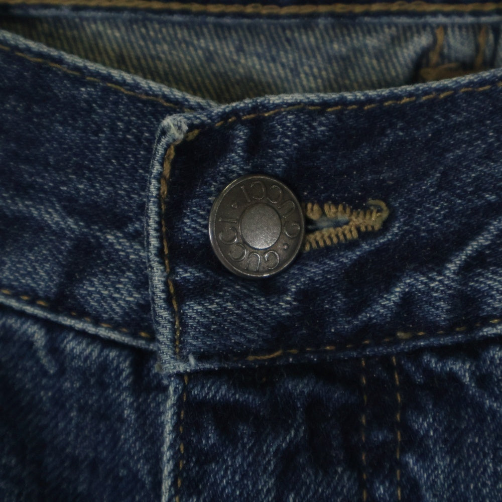 GUCCI(グッチ) レザーロゴパッチ ローライズ ジップフライ ストレートデニムパンツ ジーンズ インディゴ レディース
