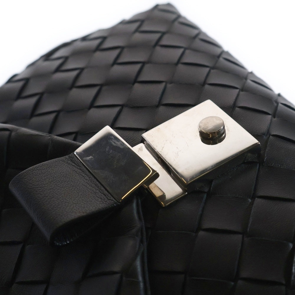 BOTTEGA VENETA(ボッテガヴェネタ) イントレチャート クラッチバッグ セカンドバッグ ケース ブラック シルバー金具 レザー