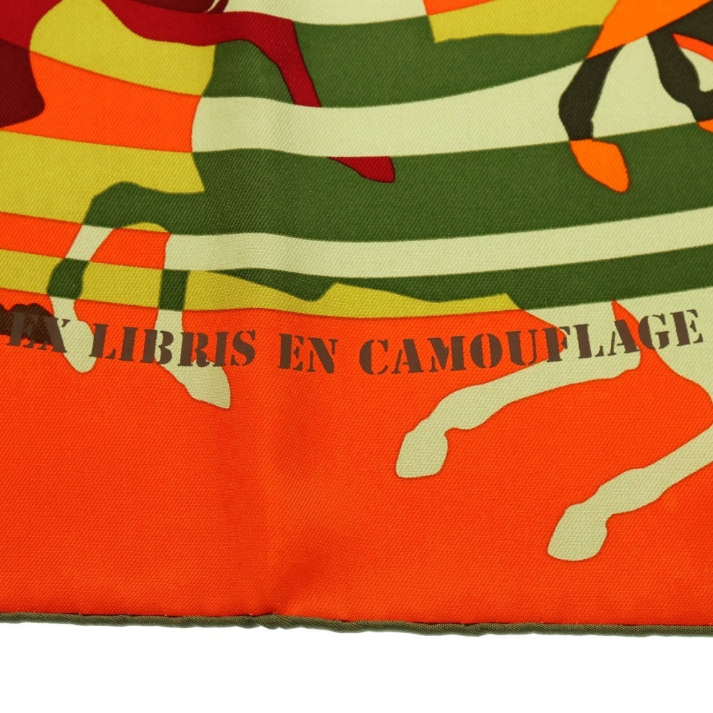 HERMES(エルメス) カレ90 EX LIBRIS EN CAMOUFLAGE エクスリブリスのカモフラージュ 総柄シルクスカーフ オレンジ レディース