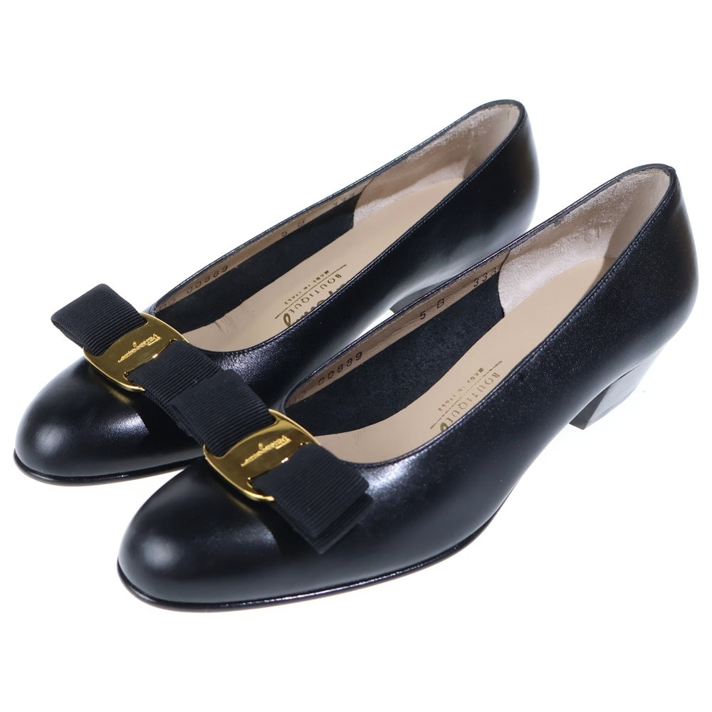 Salvatore Ferragamo(サルヴァトーレ フェラガモ) ヴァラ パンプス ブラック #5B レディース