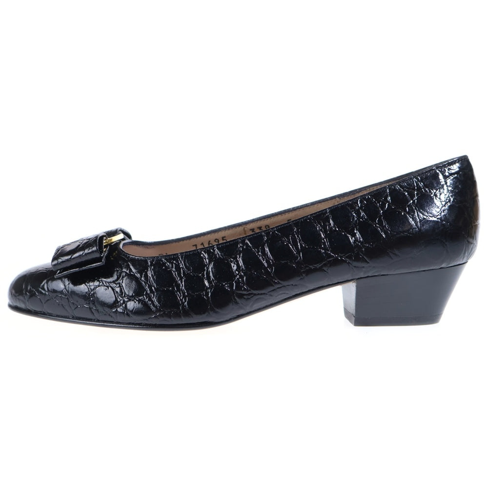 Salvatore Ferragamo(サルヴァトーレ フェラガモ) ヴァラ パンプス 型押し ブラック #5C レディース