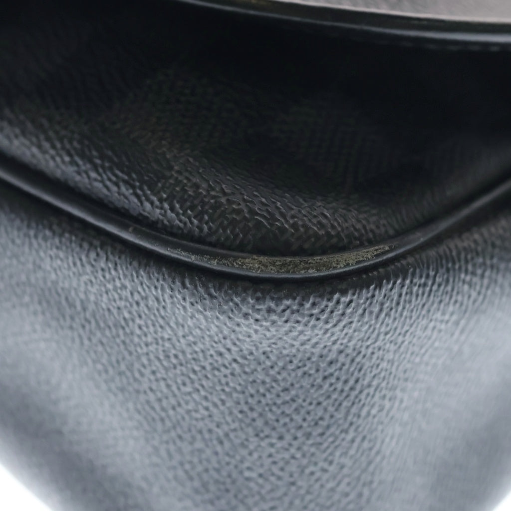 LOUIS VUITTON(ルイヴィトン) ダミエグラフィット ダニエルGM ショルダーバッグ ブラック レザー×PVC N58033 シルバー金具 レディース