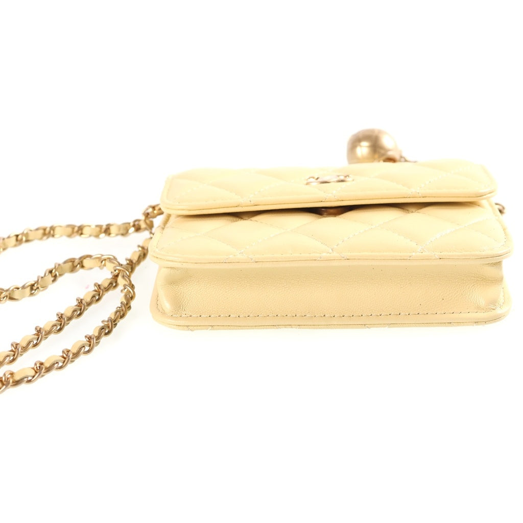 CHANEL(シャネル) マトラッセ ミニ チェーンショルダーバッグ ライトイエロー ラムスキン AP1628 ゴールド金具 レディース