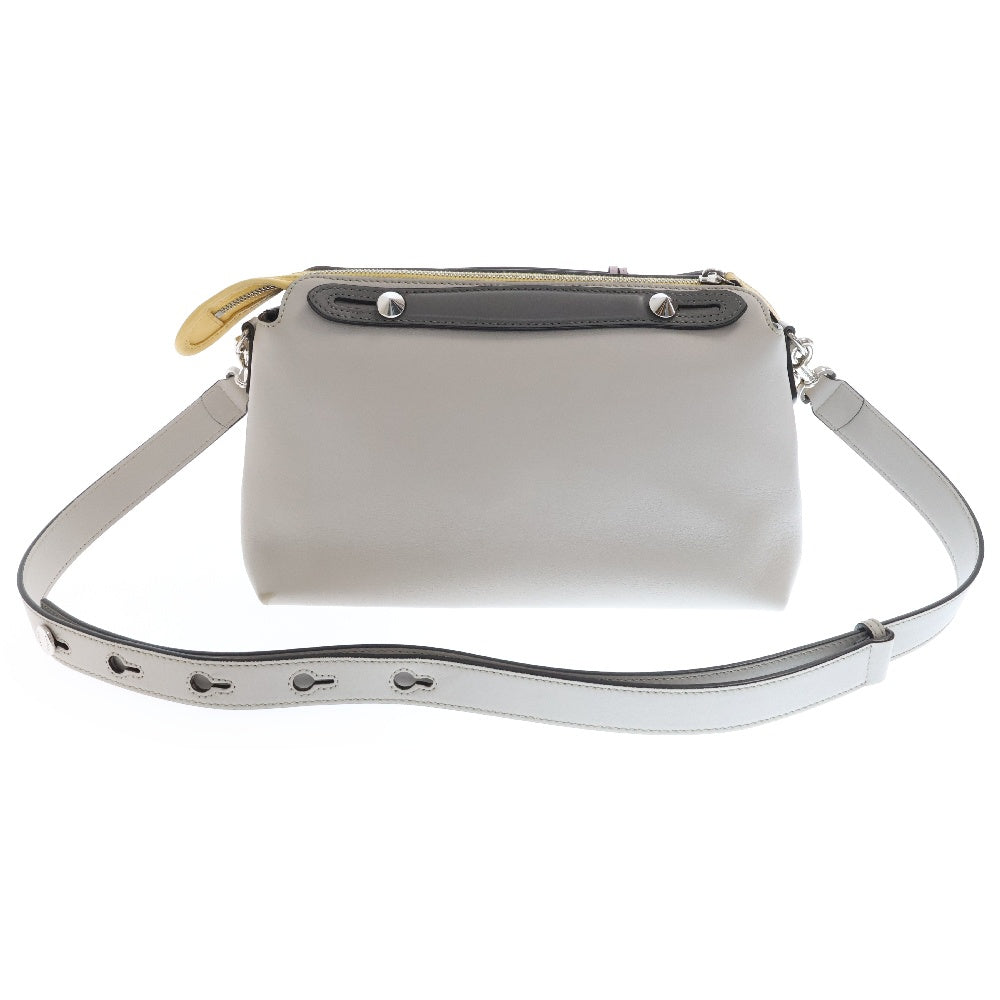 FENDI(フェンディ) バイザウェイ ミディアム グレー レザー ショルダーバッグ 斜め掛けバッグ シルバー金具 8BL146
