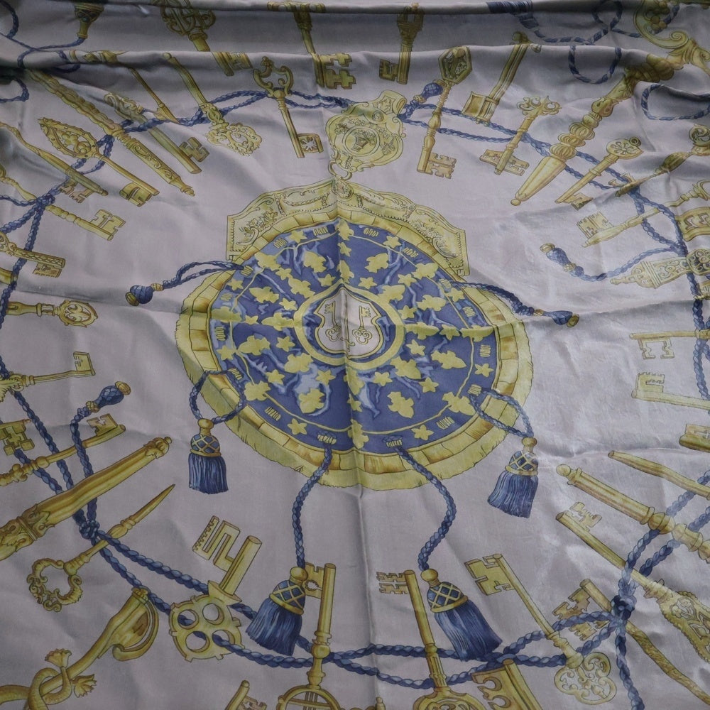 HERMES(エルメス) カレ140 LES CLES THE KEYS RARE キータッセル 鍵柄 カレジュアン ネイビー×グレー シルク スカーフ