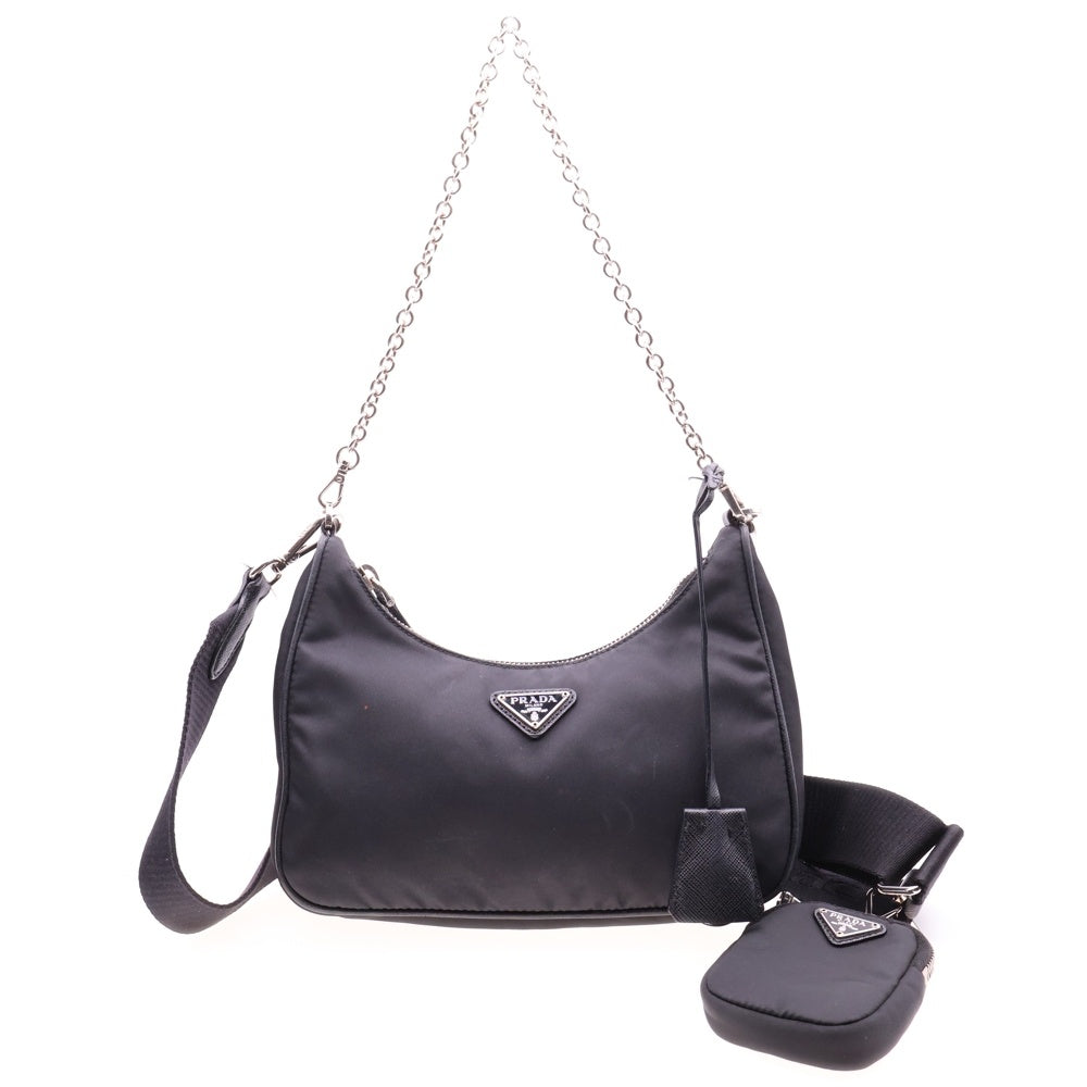 PRADA(プラダ) Re-Nylon 2005 トライアングルロゴ プレート ナイロンショルダーバッグ ブラック 1BH204 三角ロゴ