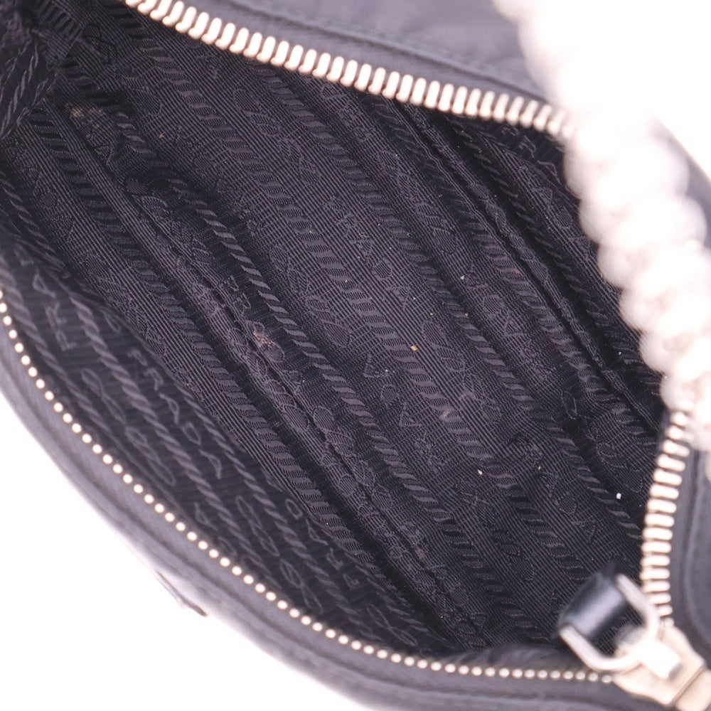 PRADA(プラダ) Re-Nylon 2005 トライアングルロゴ プレート ナイロンショルダーバッグ ブラック 1BH204 三角ロゴ