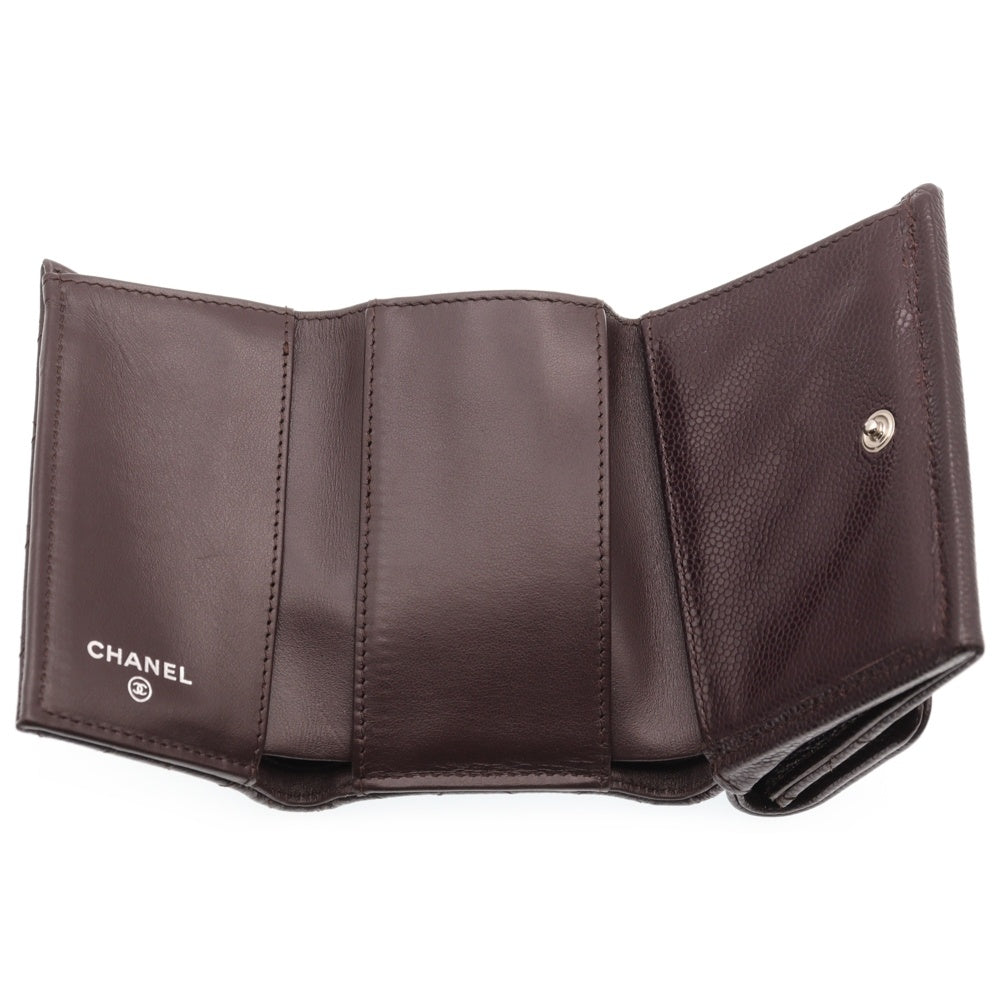 CHANEL(シャネル) ボーイシャネル キャビアスキン レザー コンパクトウォレット 三つ折り財布 シルバー金具 ブラウン A84432