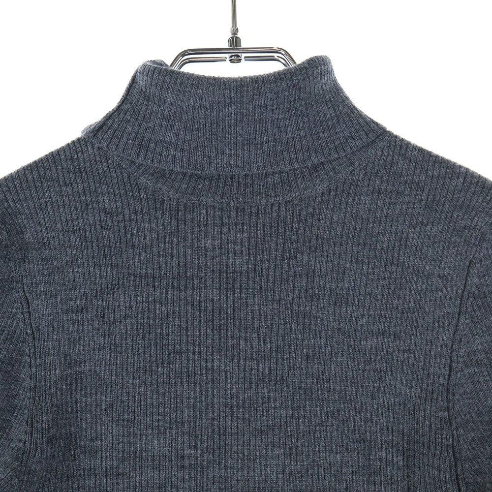 BURBERRY BLUE LABEL(バーバリーブルーレーベル) タートルネックニット半袖Tシャツ グレー