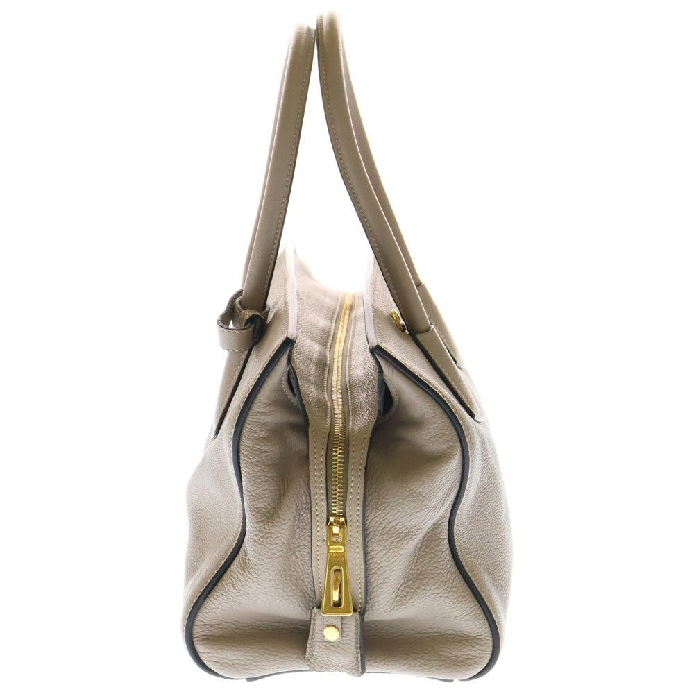 PRADA(プラダ) ハンドバッグ 肩掛けバッグ ゴールド金具 ベージュ レザー トライアングルロゴプレート