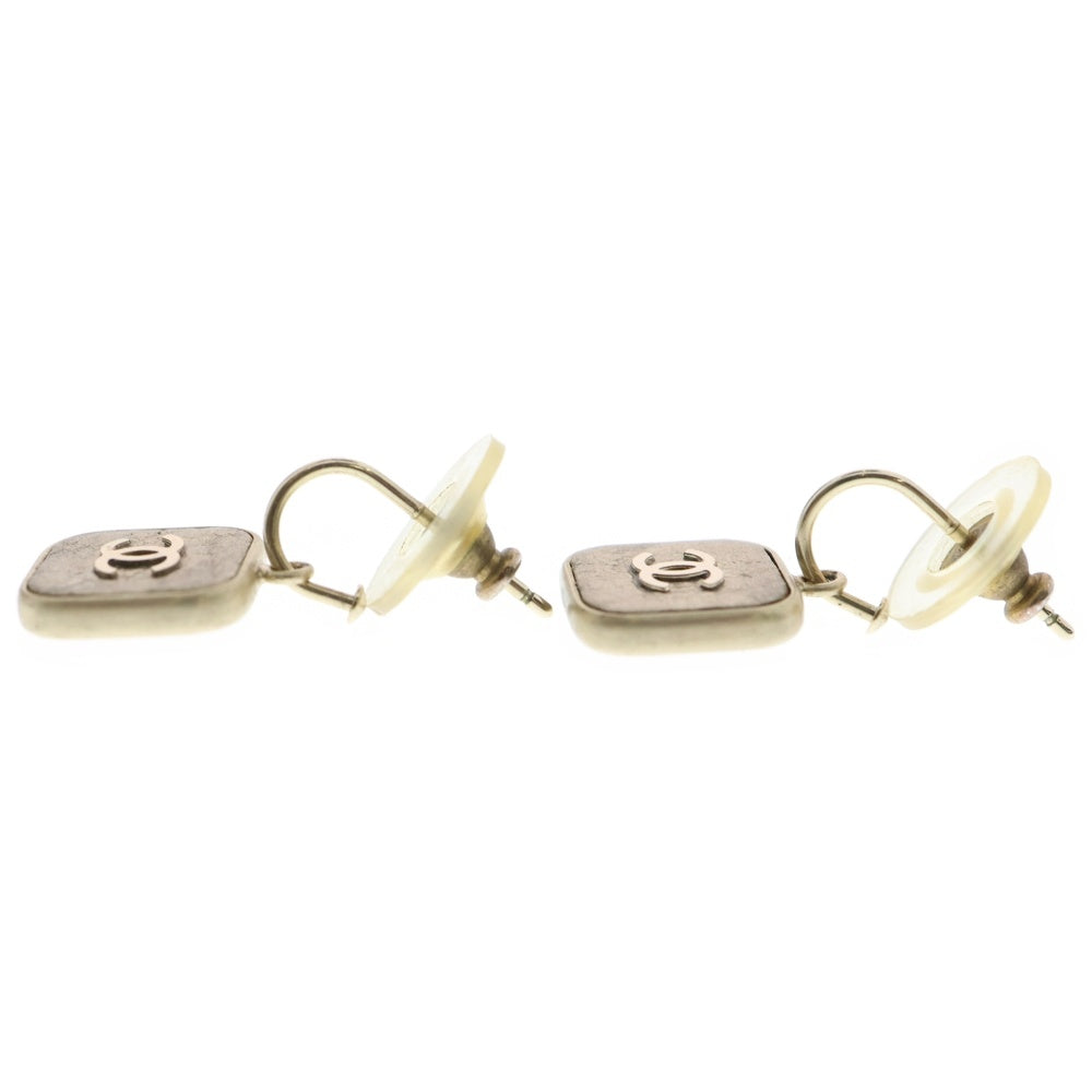CHANEL(シャネル) ココマーク スクエアスイングフープピアス 両耳用 ゴールド レディース 06P