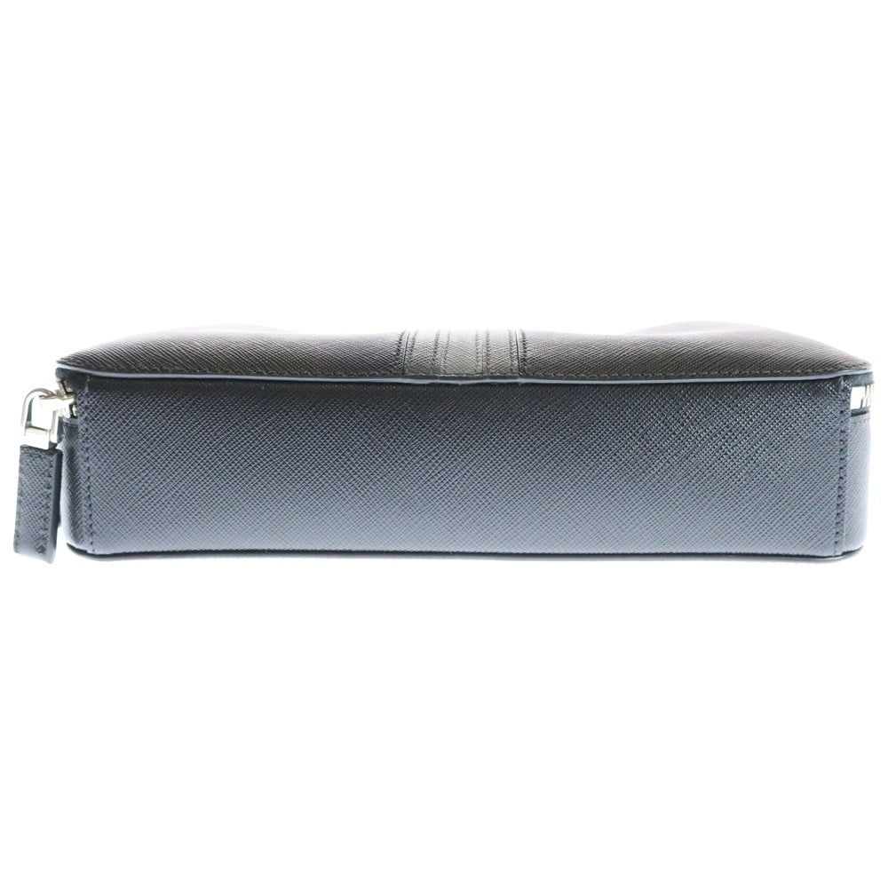 PRADA(プラダ) ロゴプレート サフィアーノレザー ハンド クラッチバッグ シルバー金具 ブラック 2VF052