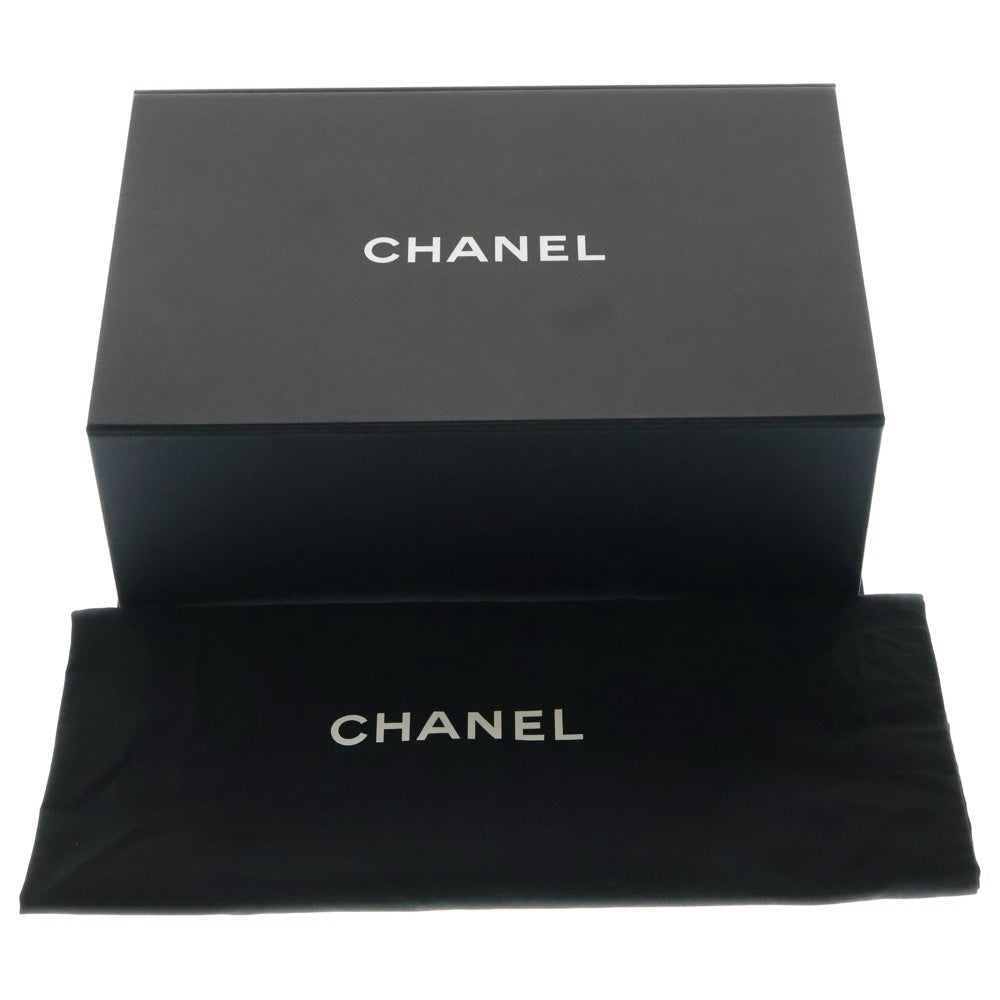 CHANEL(シャネル) マトラッセ23 シングルフラップ カメリア チェーンショルダーバッグ グレー ラムスキン ゴールド金具