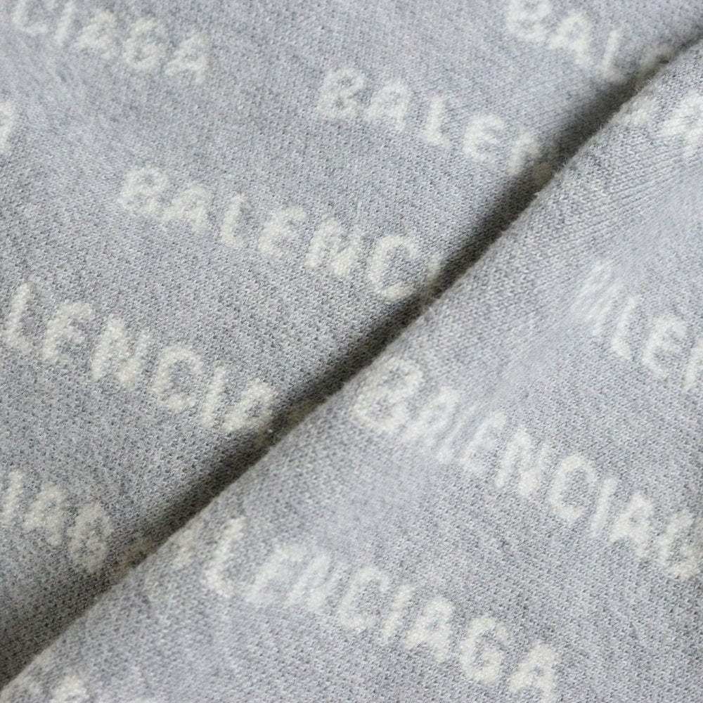 BALENCIAGA(バレンシアガ) 22AW オーバーロゴ ジャガード コットン ウール 長袖ニット セーター グレー 702952