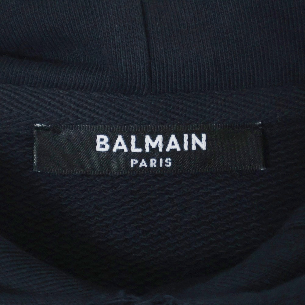 BALMAIN(バルマン) フロントロゴ エンボス プリント プルオーバースウェットパーカー フーディー ネイビー JT046BC22