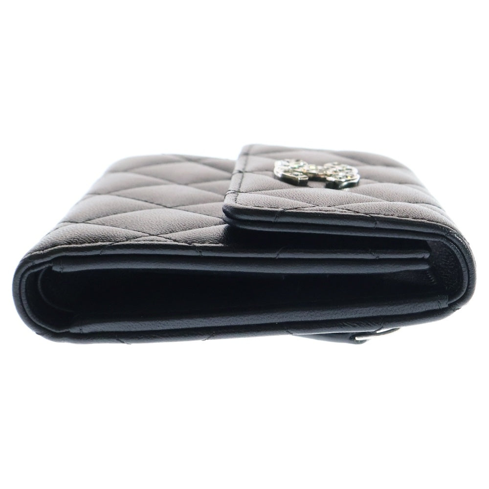 CHANEL(シャネル) スモールフラップウォレット コンパクトウォレット 三つ折り財布 ブラック シルバー金具 ラムスキン シリアルシール