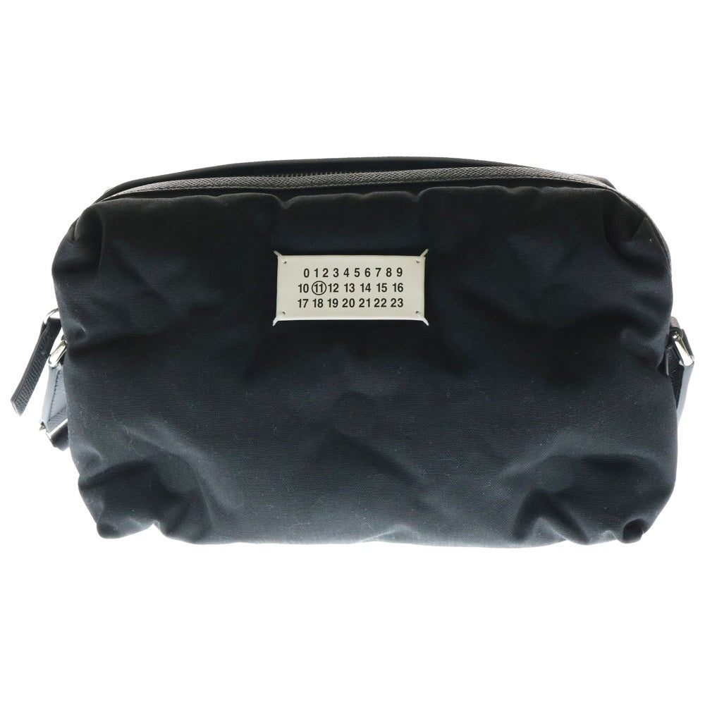 Maison Margiela(メゾンマルジェラ) グラムスラム ショルダーバッグ ブラック シルバー金具 キャンバス SB2WG0010