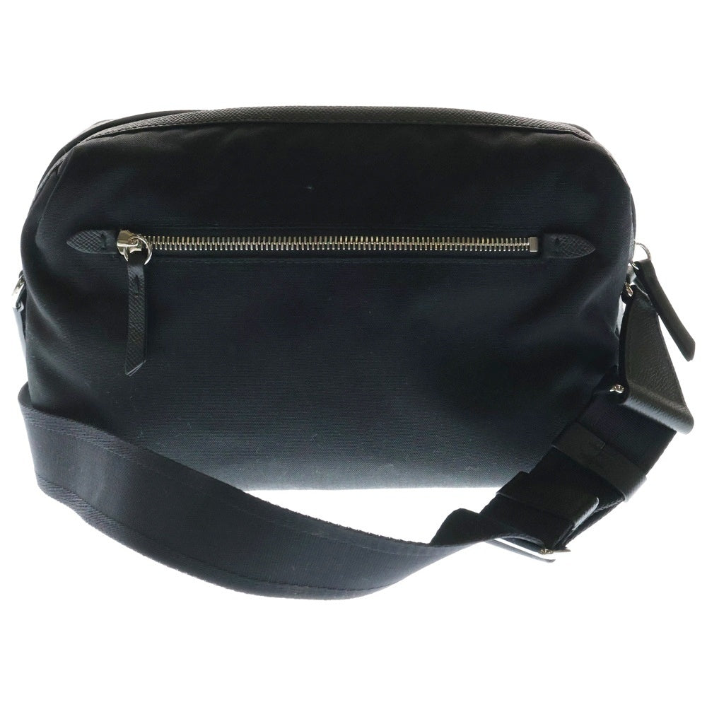 Maison Margiela(メゾンマルジェラ) グラムスラム ショルダーバッグ ブラック シルバー金具 キャンバス SB2WG0010