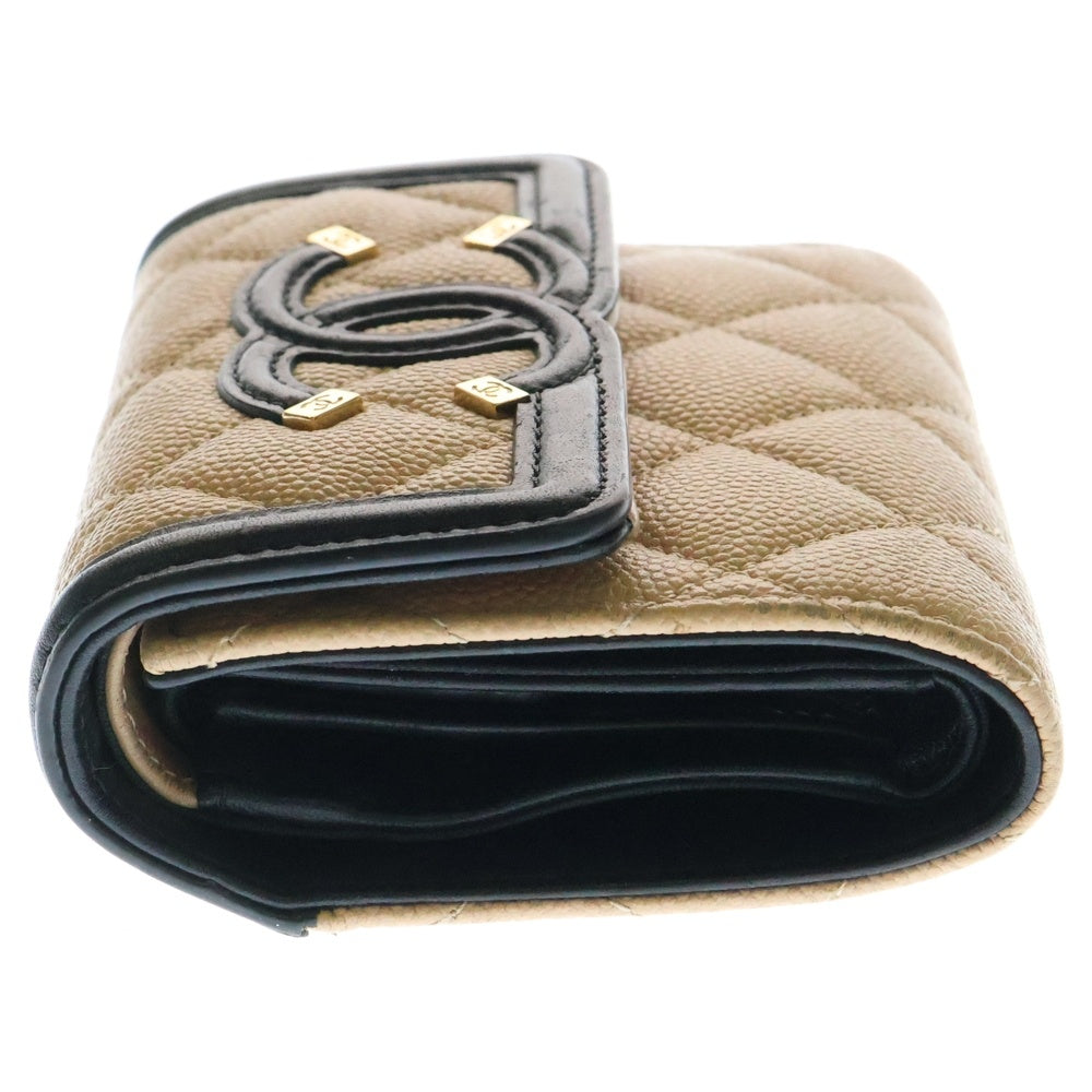 CHANEL(シャネル) CCフィリグリー 三つ折り財布 コンパクトウォレット カードケース ベージュ×ブラウン ゴールド金具 キャビアスキン