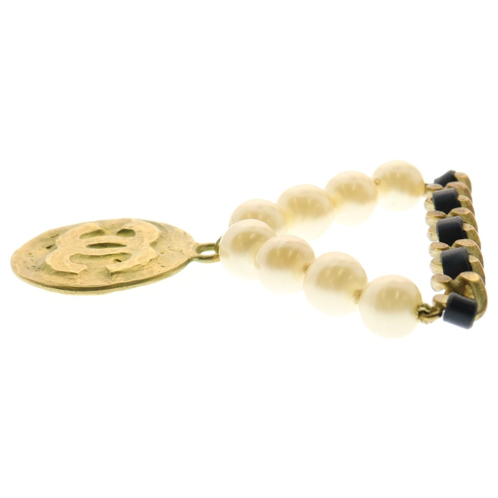 CHANEL(シャネル) ココマーク フェイクパールブローチ バッジ ホワイト×ブラック×ゴールド GP 94P