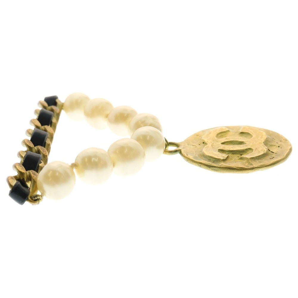 CHANEL(シャネル) ココマーク フェイクパールブローチ バッジ ホワイト×ブラック×ゴールド GP 94P