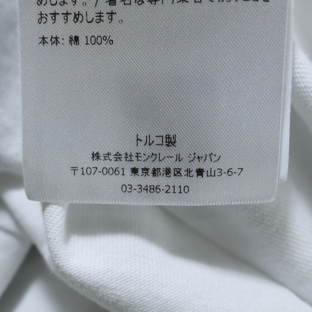 MONCLER(モンクレール) ワンポイント ワッペンロゴ 袖ラバーロゴテープ クルーネック 半袖Tシャツ カットソー ホワイト G20918C00026 8390T