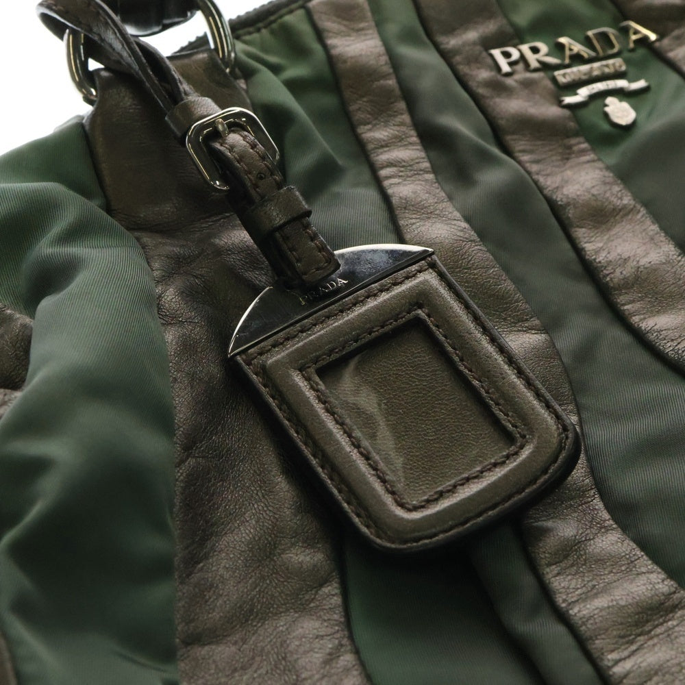 PRADA(プラダ) クリムソン テスートナイロン レザー切り替え ストライプ ロゴプレート ハンドバッグ シルバー金具 カーキ/ブロンズ