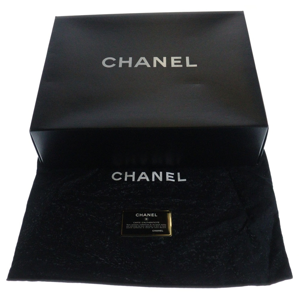 CHANEL(シャネル) デカマトラッセ30 ココマーク ラムスキン レザー シングルフラップ ダブルチェーンショルダーバッグ シルバー金具 ホワイト/シルバー 12番台