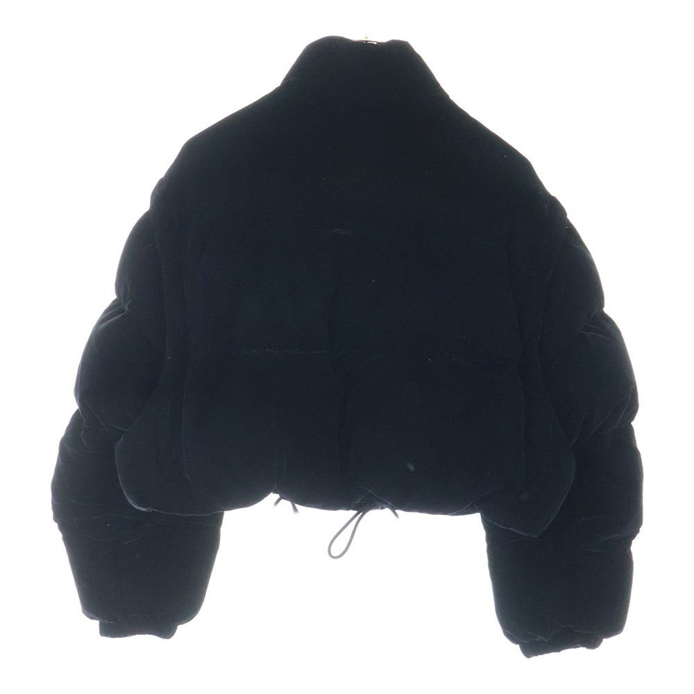 PRADA(プラダ) 24AW コンバーチブル クロップド トライアングルロゴプレート ベロア ベルベット ジップアップ ダウンジャケット ブラック レディース 291805