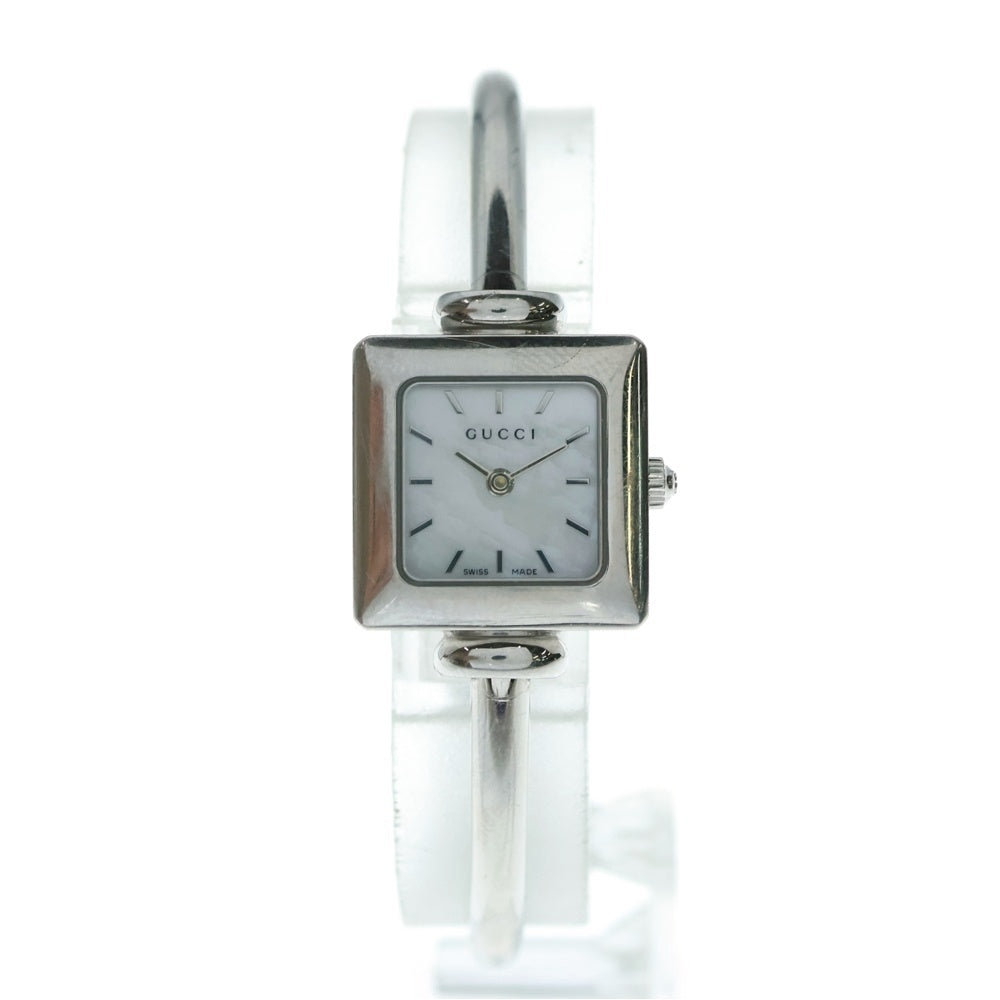 GUCCI(グッチ) ホワイト文字盤 クォーツ バングルウォッチ ステンレスウォッチ 腕時計 ホワイト/シルバー SS/QZ 1900L