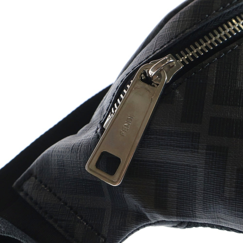 FENDI(フェンディ) ダイアゴナル ズッカ柄 PVC レザー ショルダー ベルト ボディバッグ シルバー金具 ブラック/イエロー 7VA434