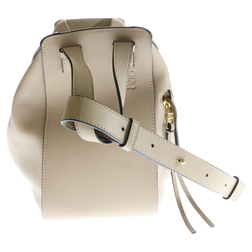 LOEWE(ロエベ) Hammock Bag Small ハンモックバッグ スモール 2WAY レザーハンドバッグ ショルダーバッグ ベージュ レディース