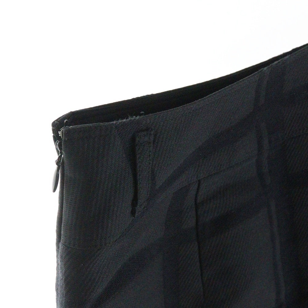 BURBERRY(バーバリー) チェック総柄 ナイロン コットン タイトミニスカート ブラック レディース B2S13-308-09