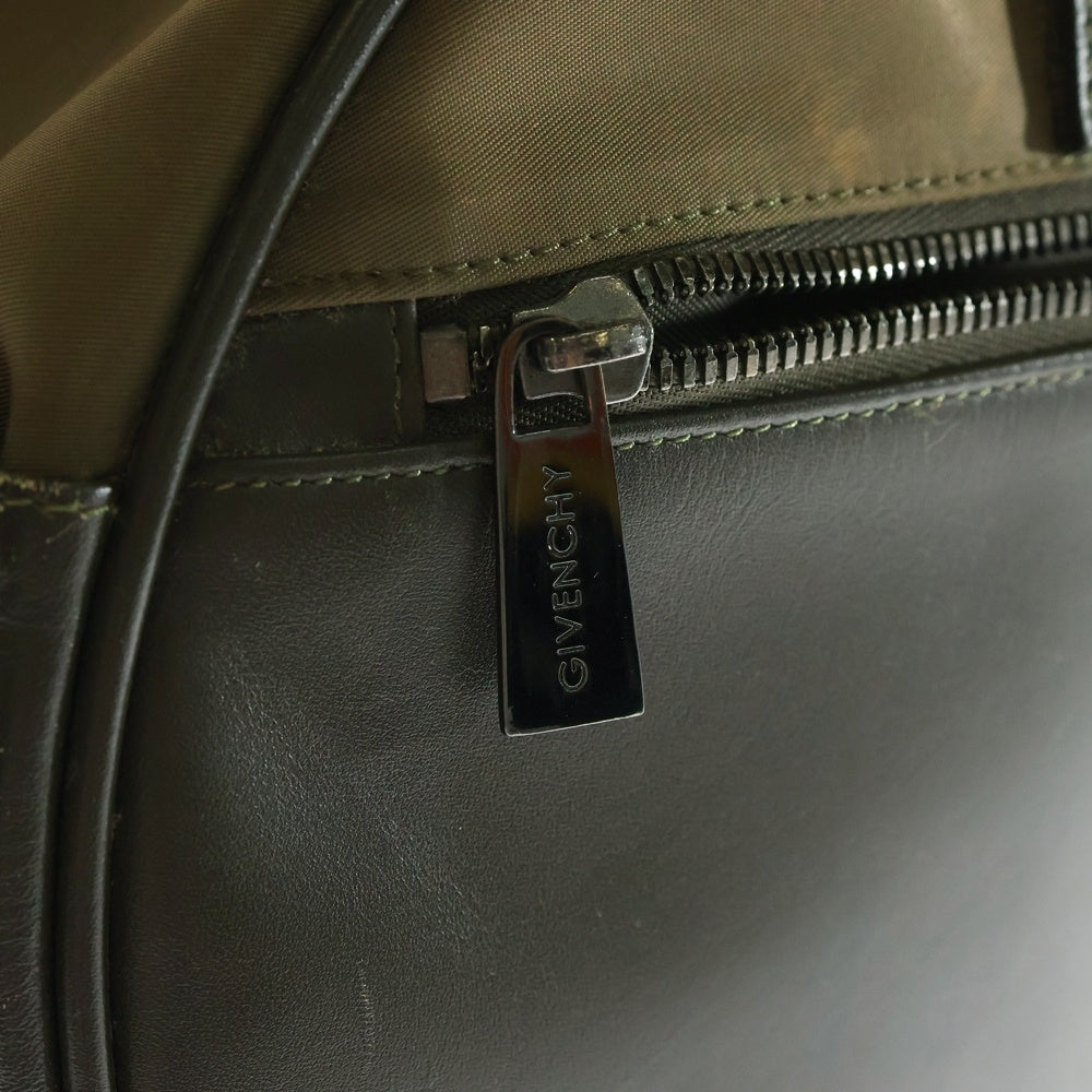 GIVENCHY(ジバンシィ) エンボスロゴ レザー ナイロン ハンド ボストンバッグ ブラウン
