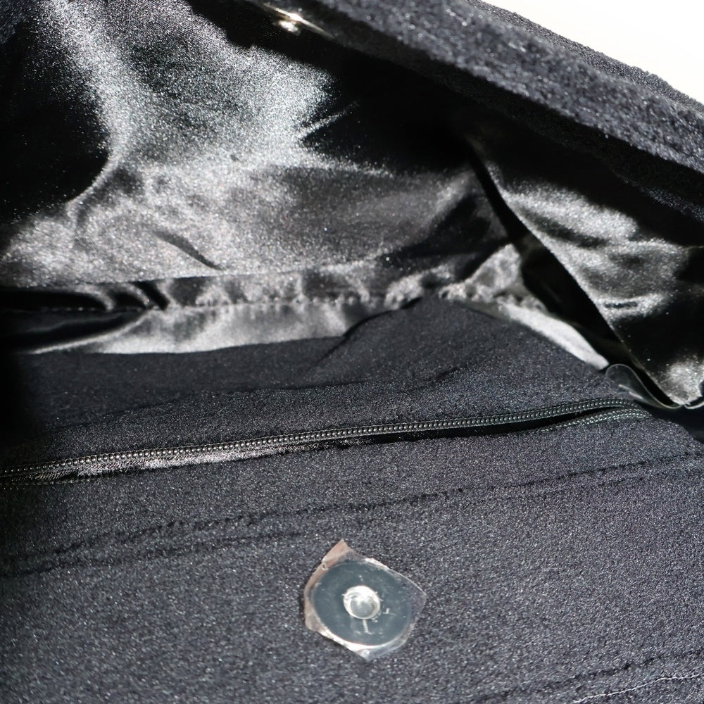 CHANEL(シャネル) ココマーク ノベルティ ショルダーバッグ ブラック×ホワイト シルバー金具 パイル
