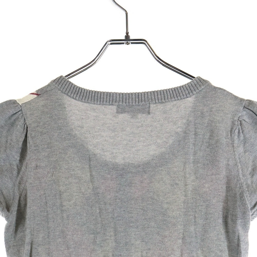 BURBERRY BLUE LABEL(バーバリーブルーレーベル) アーガイル柄 ヘンリーネック半袖ニット セーター グレー/ピンク レディース