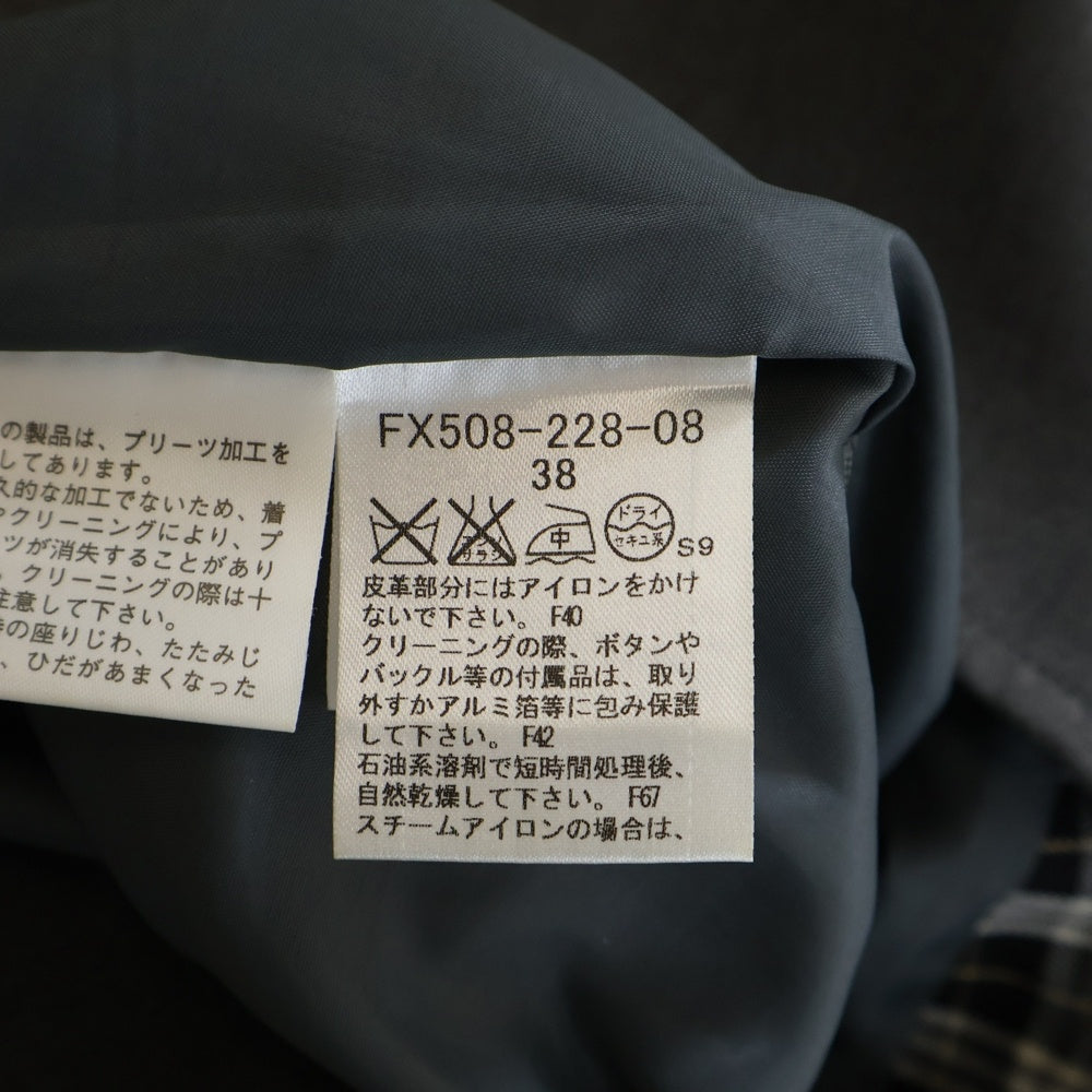 BURBERRY BLUE LABEL(バーバリーブルーレーベル) サイドベルト プリーツショートスカート グレー レディース