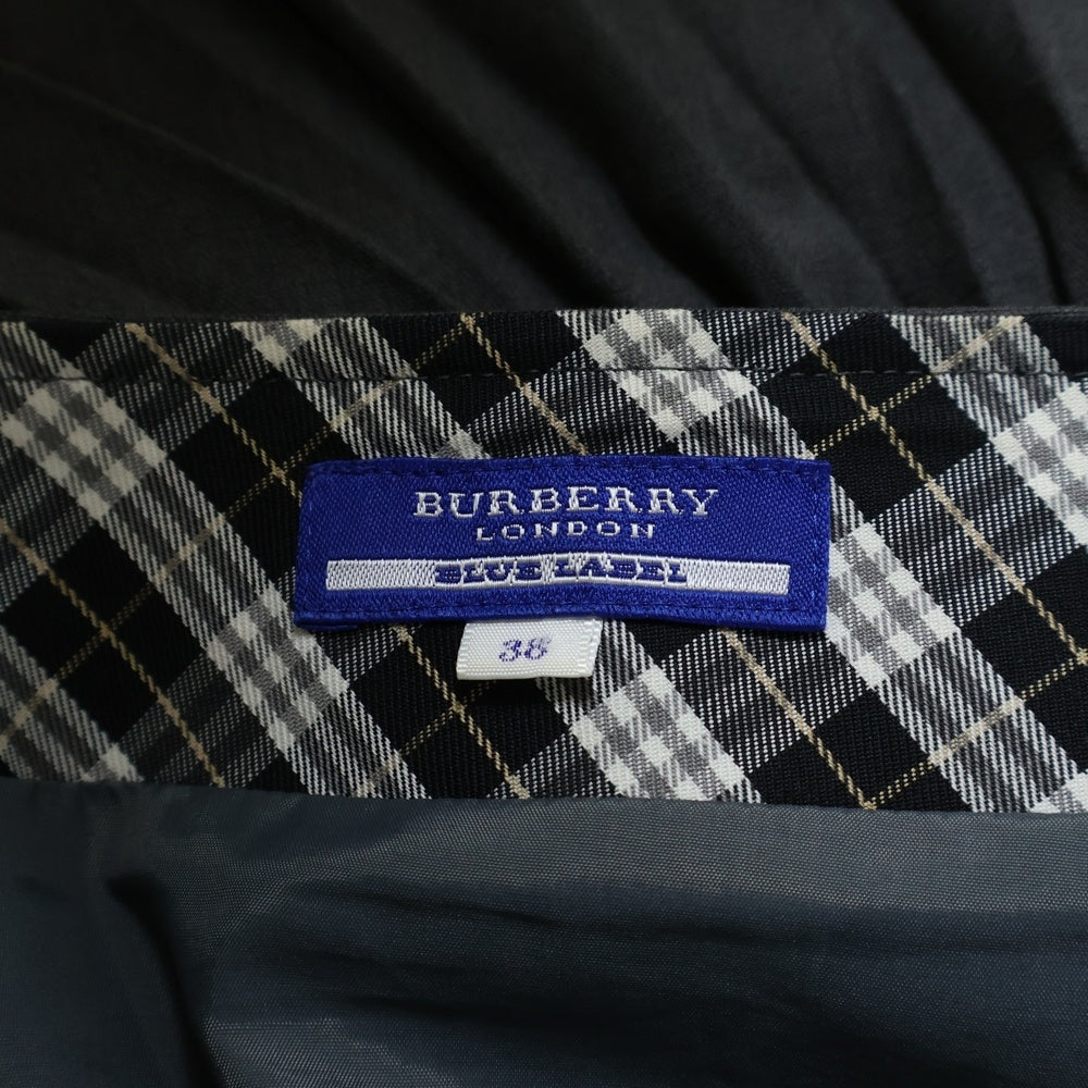 BURBERRY BLUE LABEL(バーバリーブルーレーベル) サイドベルト プリーツショートスカート グレー レディース