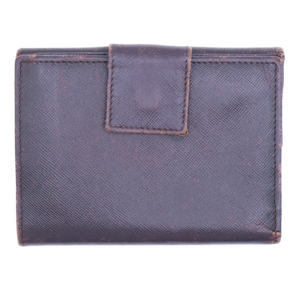 PRADA(プラダ) トライアングルロゴプレート サフィアーノレザー コンパクトウォレット 二つ折り財布 シルバー金具 ブラウン