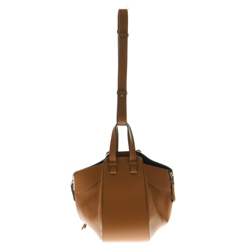 LOEWE(ロエベ) ハンモック スモール アナグラムロゴ タン レザー 2WAY ハンド ショルダーバッグ シルバー金具 ブラウン 387.30.S35