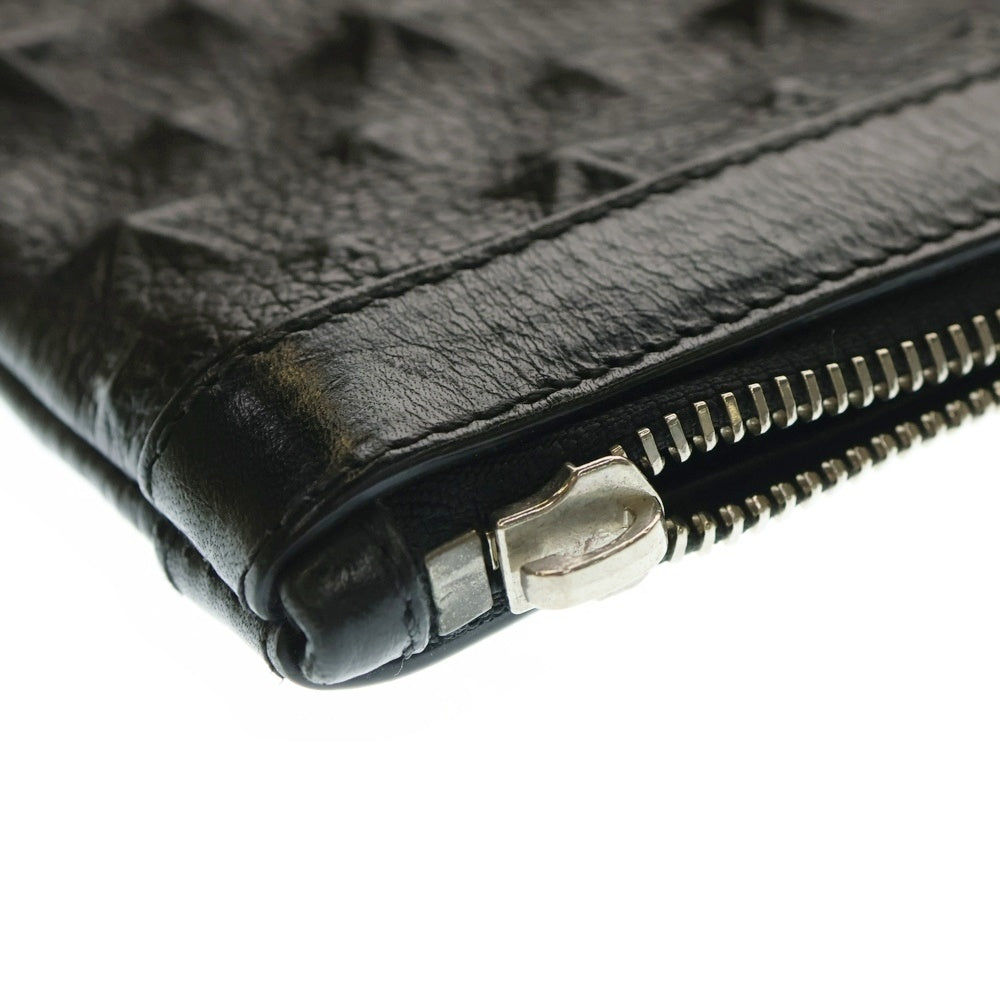 JIMMY CHOO(ジミーチュウ) ロゴプレート スターエンボス レザー クラッチ セカンドバッグ シルバー金具 ブラック