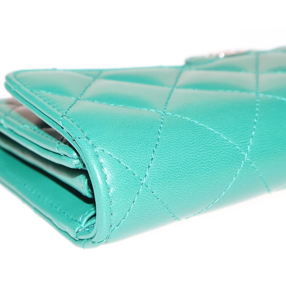 CHANEL(シャネル) マトラッセ タイムレスクラシック ラムレザー ロングフラップウォレット 長財布 グリーン